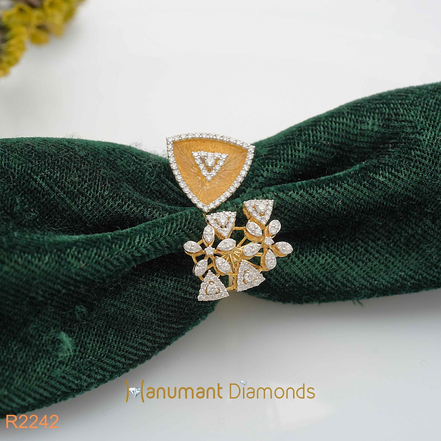 Diamond Ring - R2242