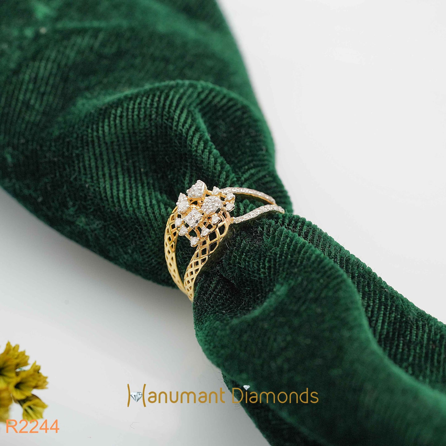 Diamond Ring - R2244