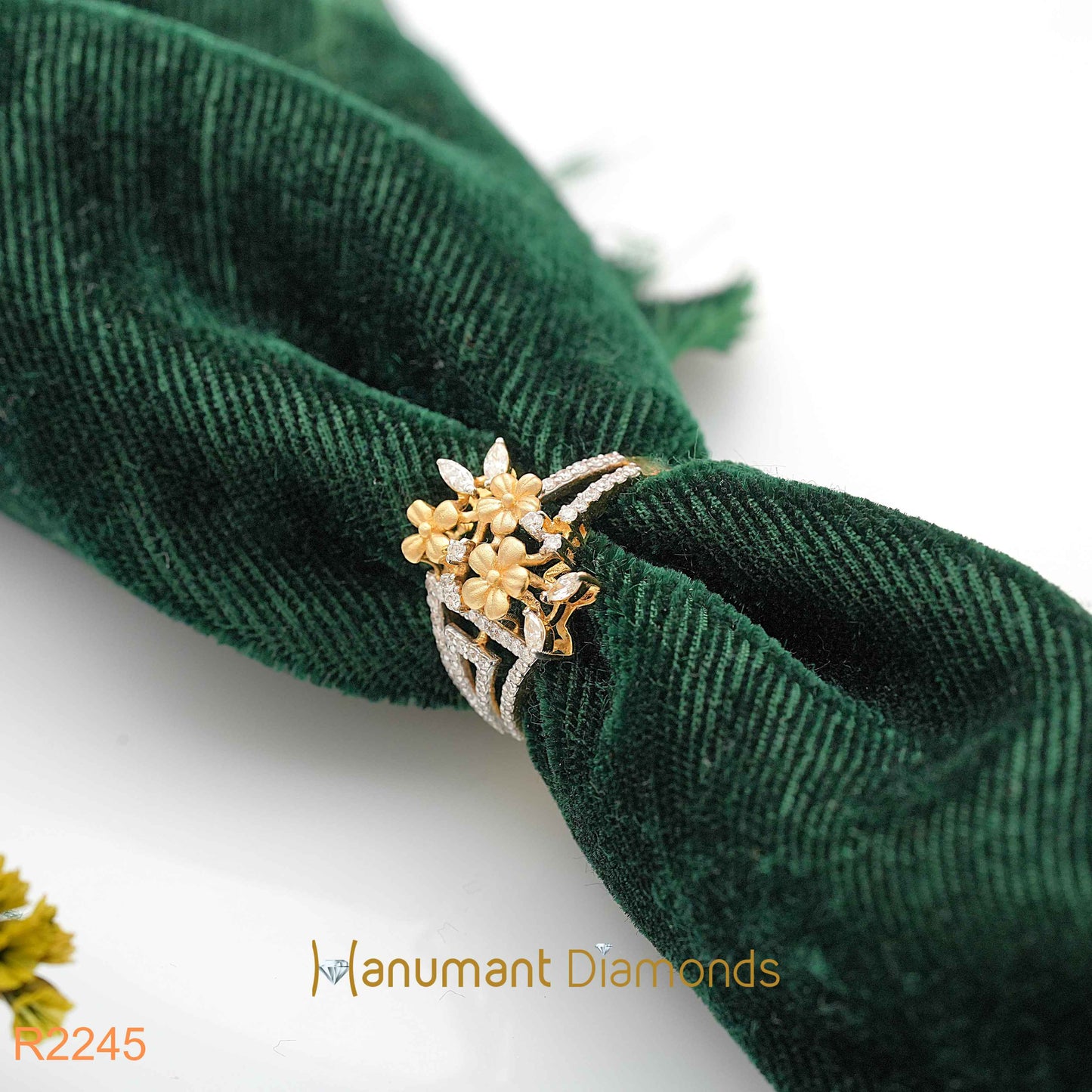 Diamond Ring - R2245