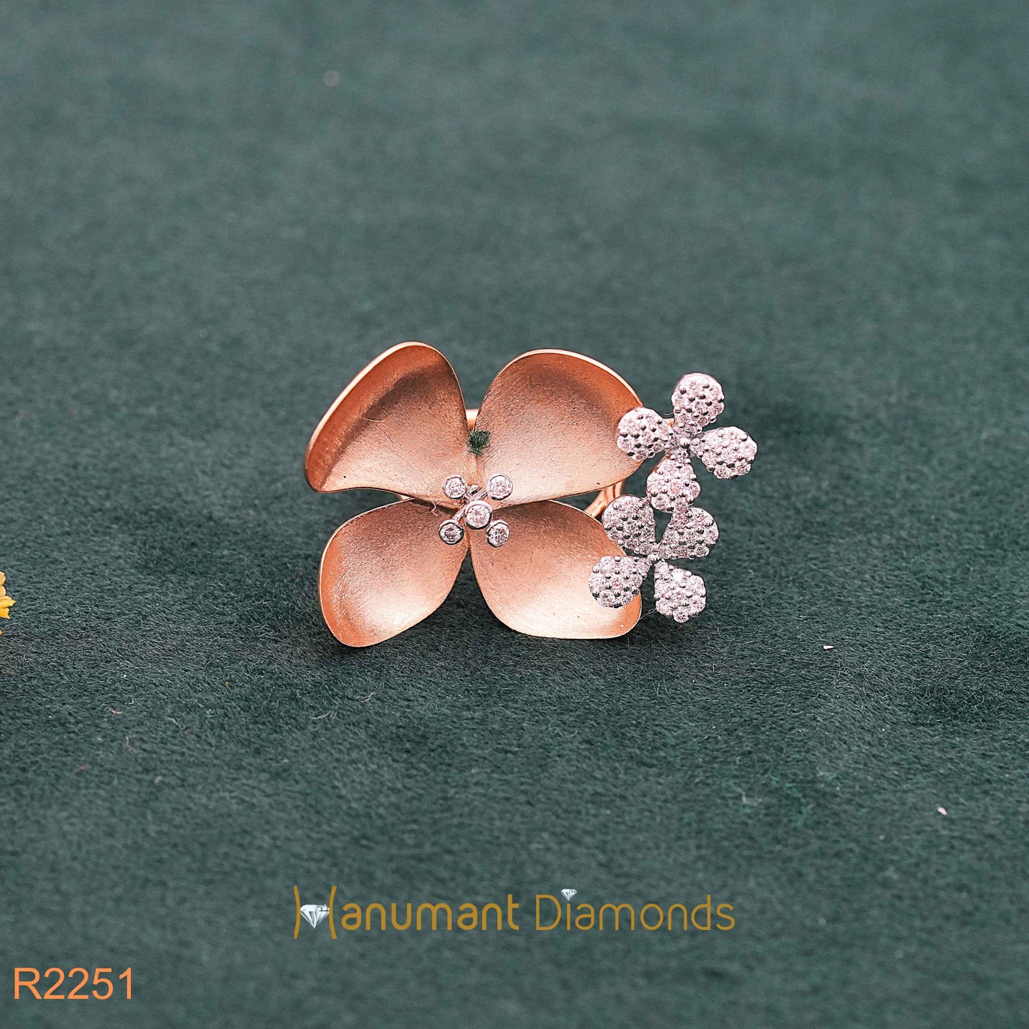 Diamond Ring - R2251